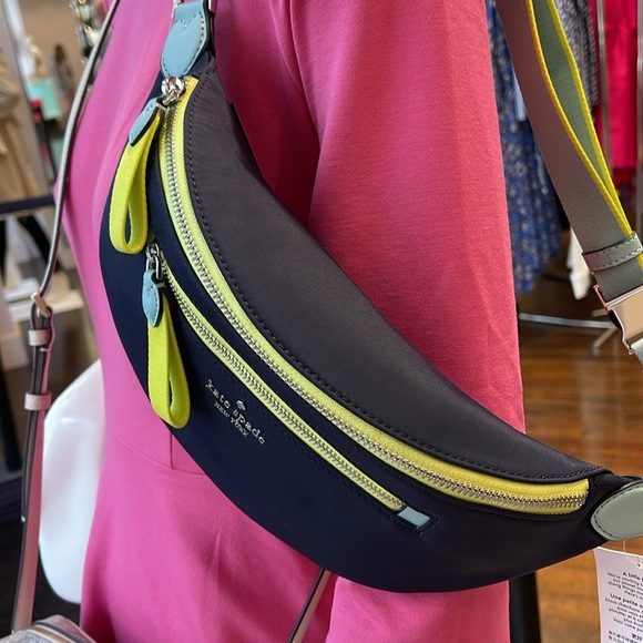Kate Spade Chelsea Colorblock Belt Waist Bag Fanny Pack
Blazer Blue Multi
NWT - Picture 4 of 16